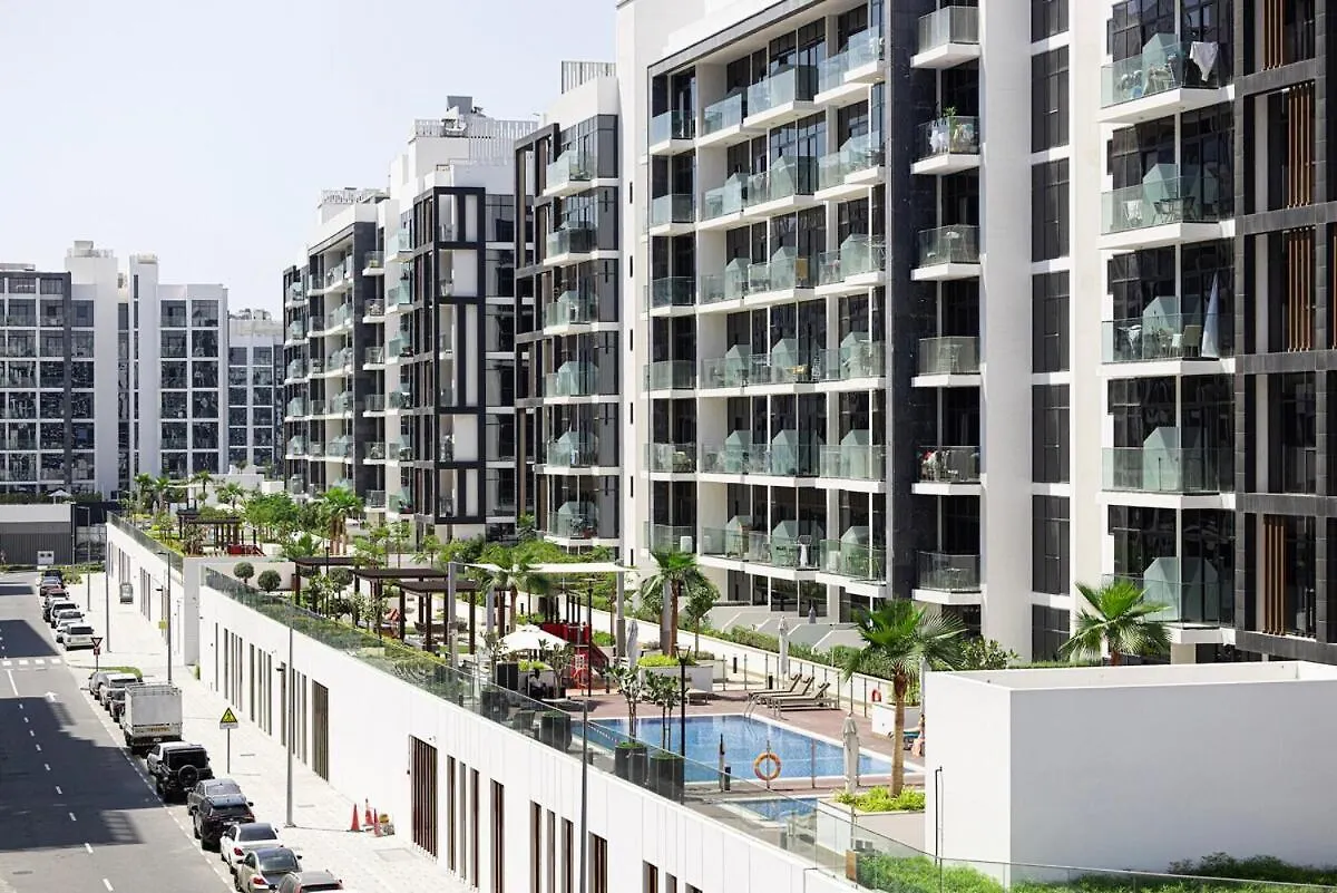 Livin Holidays - Studio - Azizi Riviera Dubai