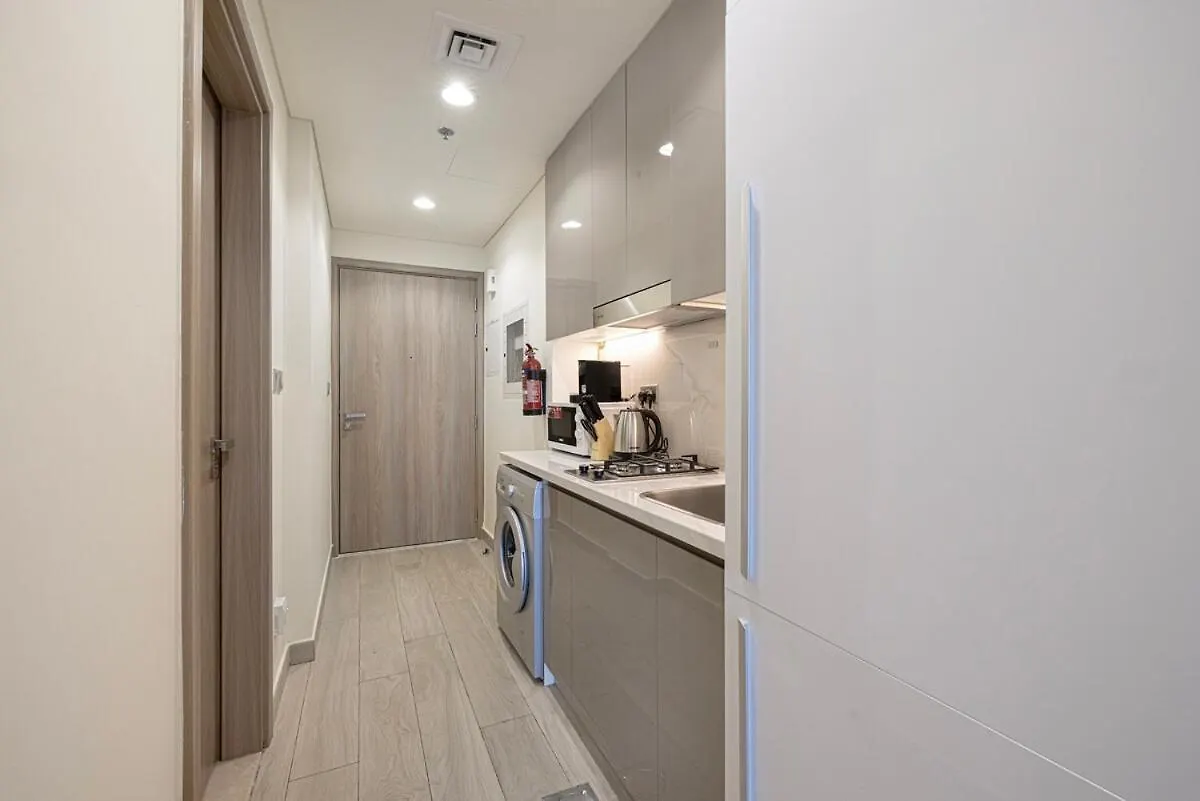 Livin Holidays - Studio - Azizi Riviera Dubai 0*,  United Arab Emirates