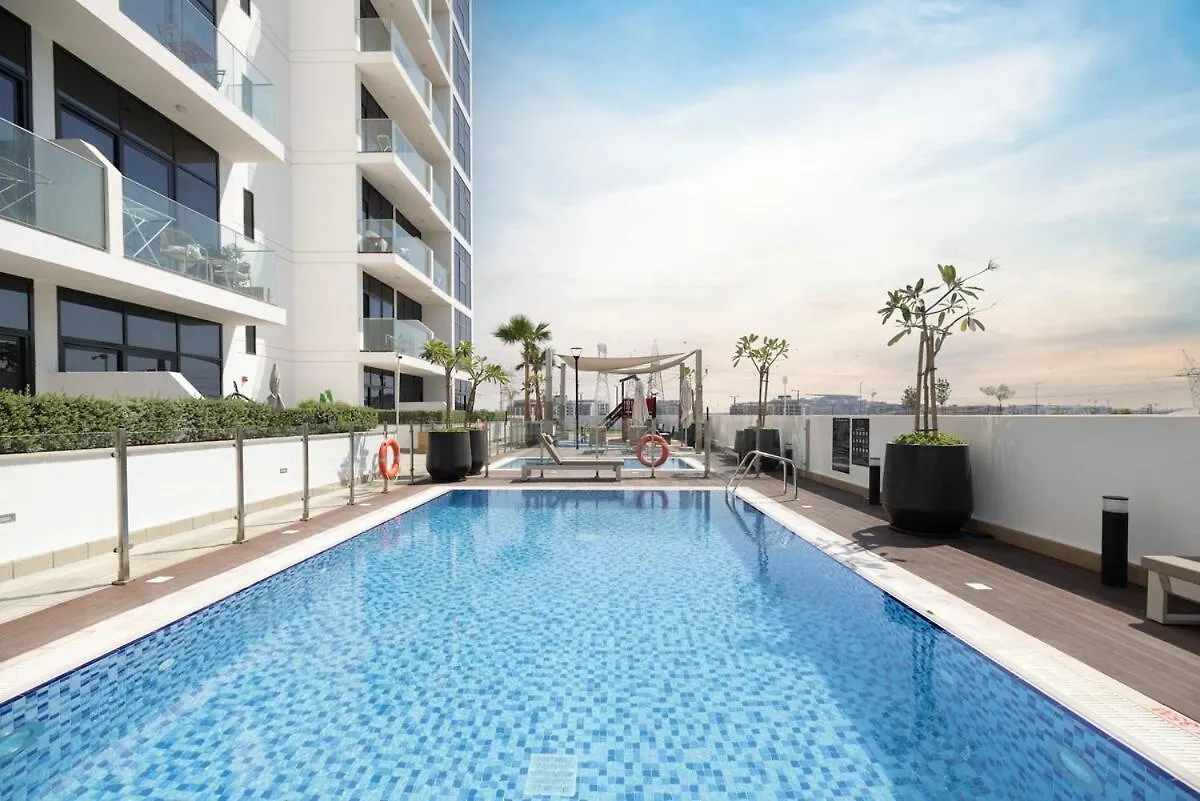 Livin Holidays - Studio - Azizi Riviera Dubai Apartamento