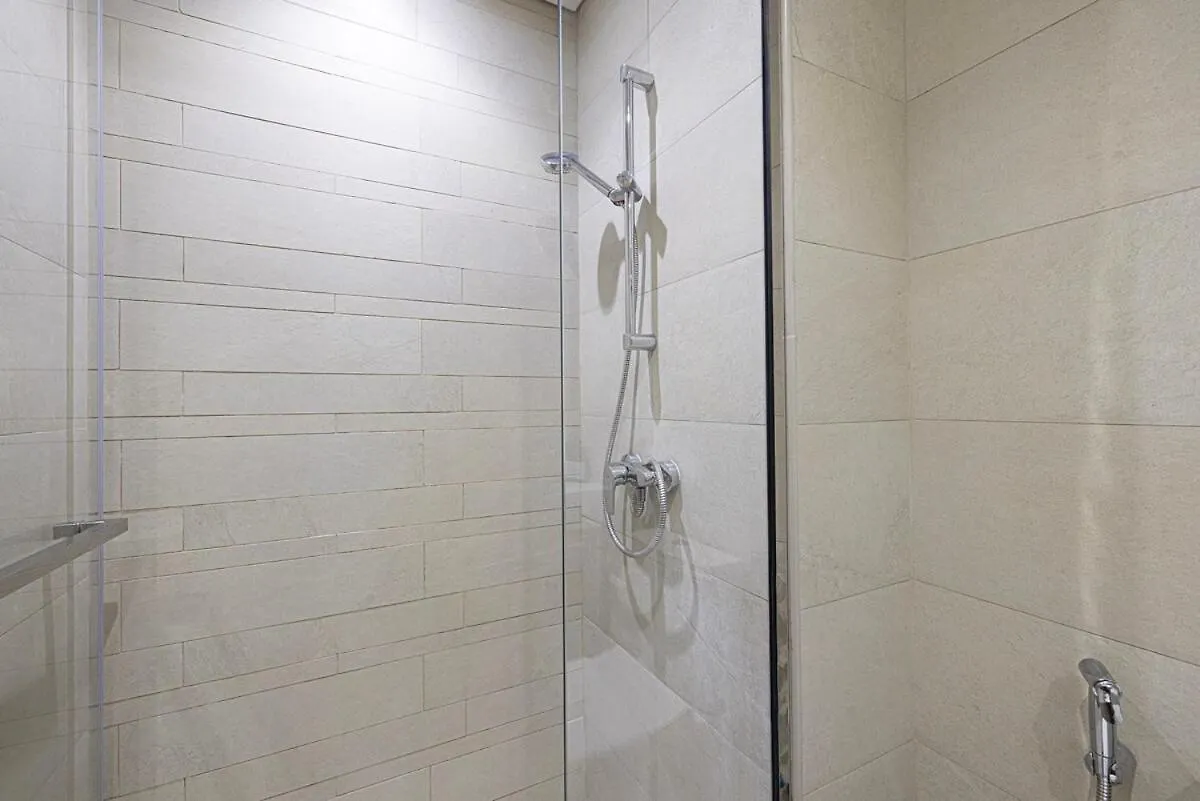 Livin Holidays - Studio - Azizi Riviera Dubai Apartamento